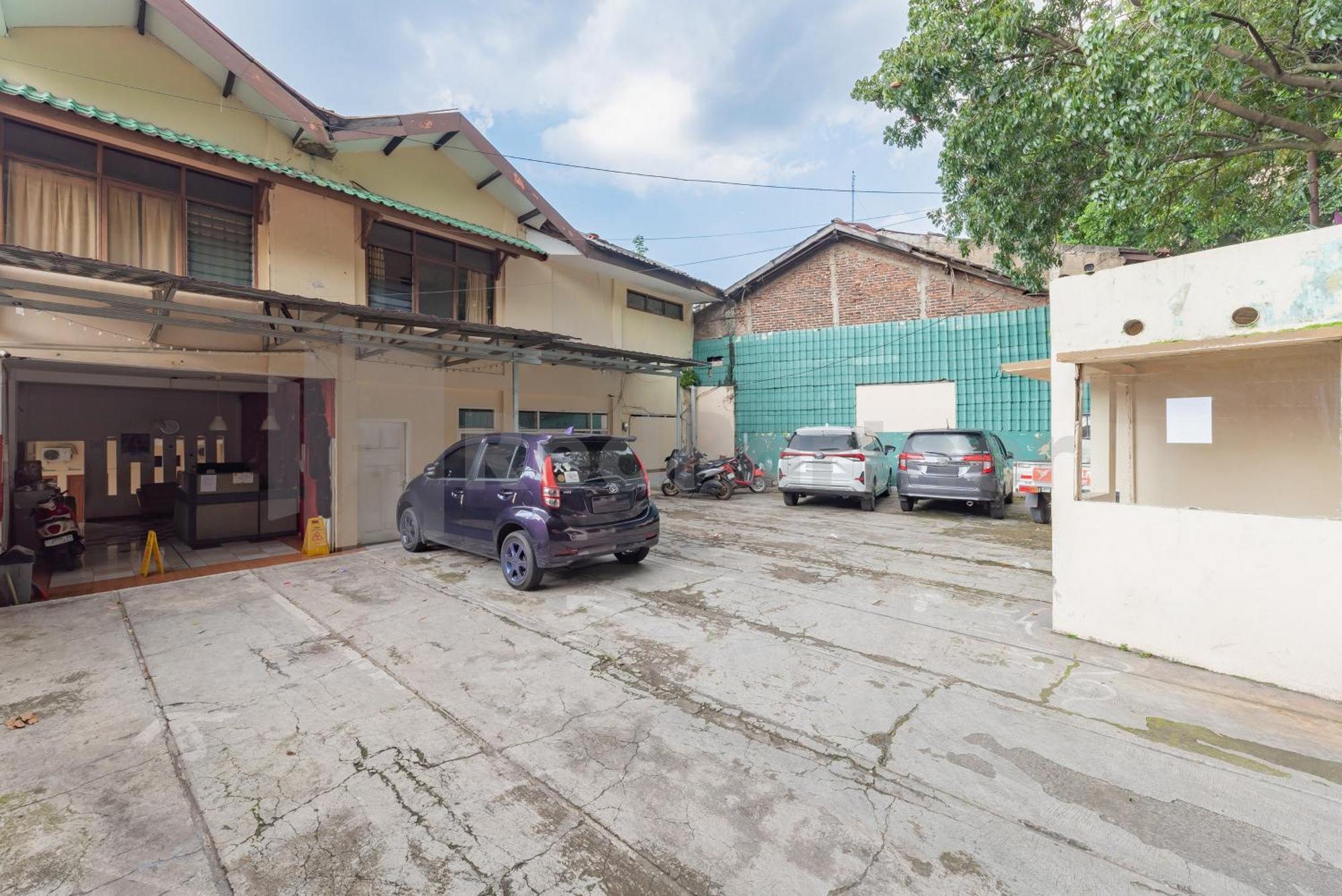 Wisma Alamanda Near Terminal Cicaheum Redpartner Бандунг Екстериор снимка